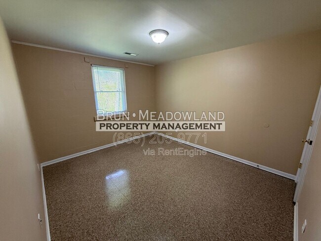 Building Photo - 5200 John Hall Rd