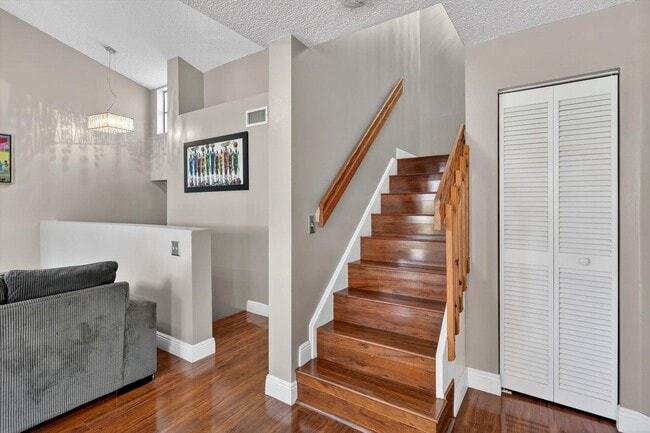 Building Photo - 301 SW 158th Terrace