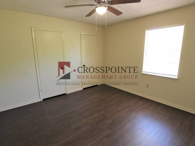 Building Photo - COMING SOON! 2 Bedroom 1 Bath Duplex in West Tyler!