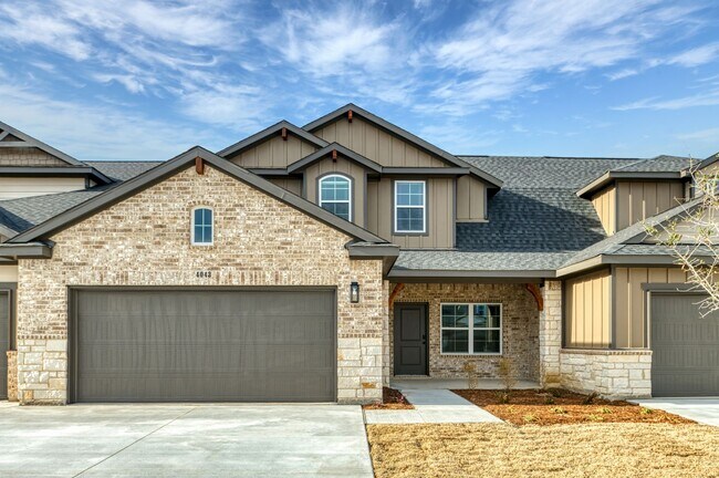 Building Photo - 4264 Clovis St