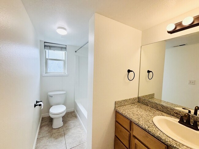 Building Photo - 5700 S 900 E