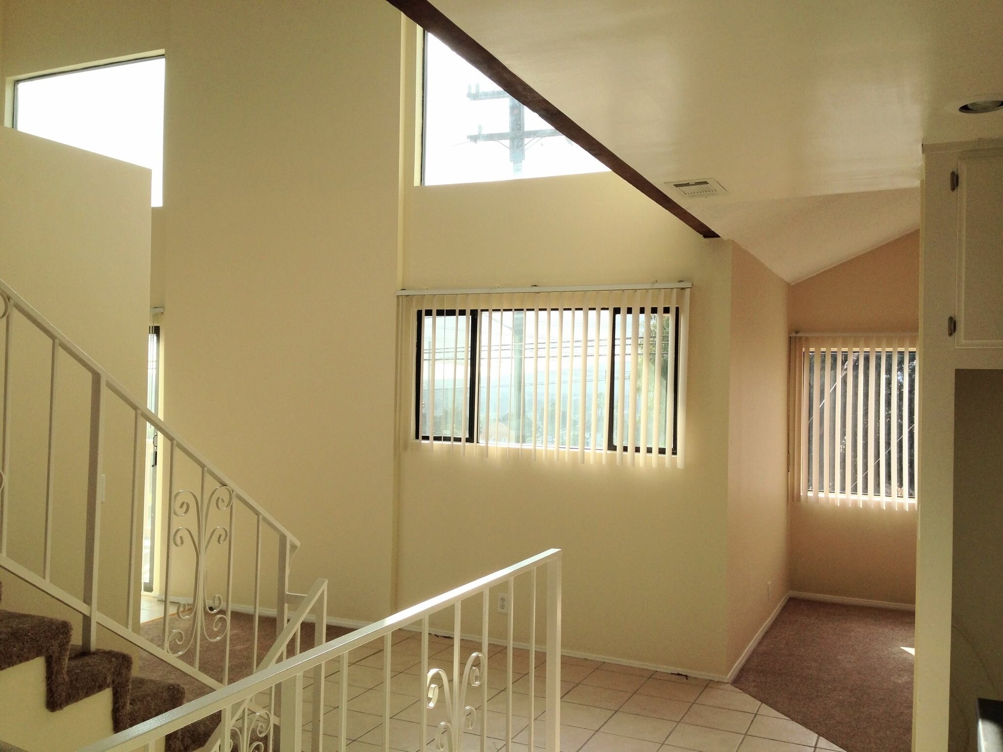 Building Photo - 1823 Armour Ln