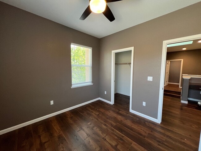 Building Photo - Completely Remodeled home in desirable Mou...