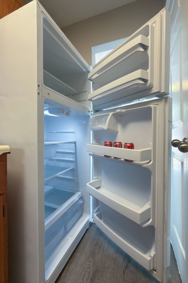 Building Photo - 3464 Kingswood Trail