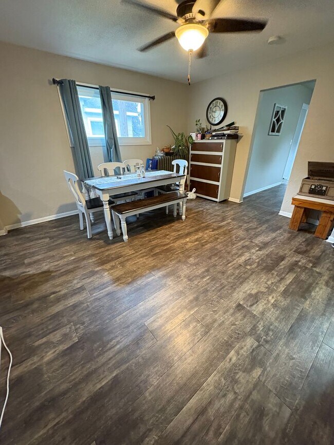 Building Photo - JCP - 02 - Charles St