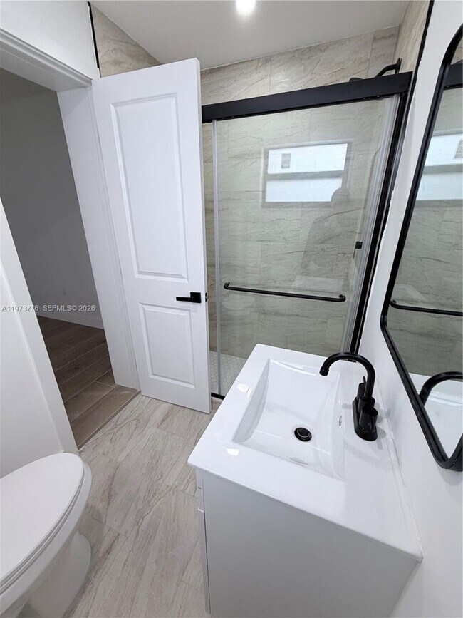 Building Photo - 9381 SW 39th St