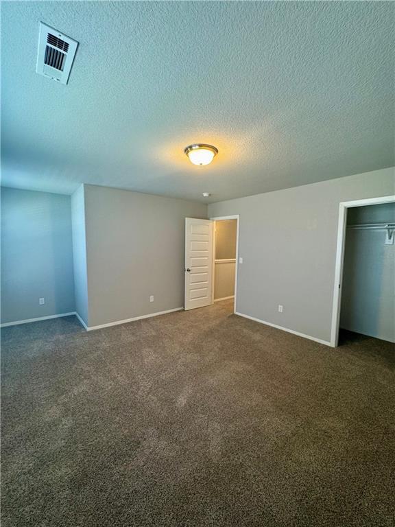 Building Photo - 704 SW Loudon Dr