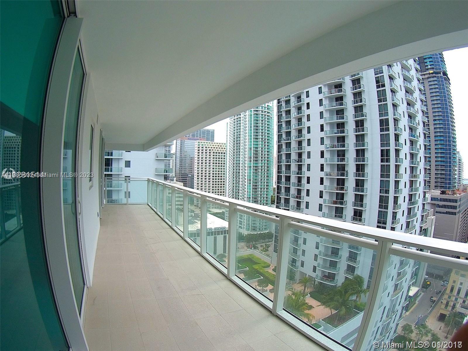 Building Photo - 1080 Brickell Ave