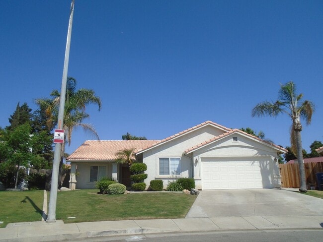 Primary Photo - NW-COOL POOL & CUSTOM UPGRADES GALORE !!!