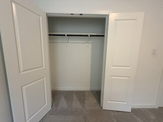 Building Photo - 537 Ml Trce Wy