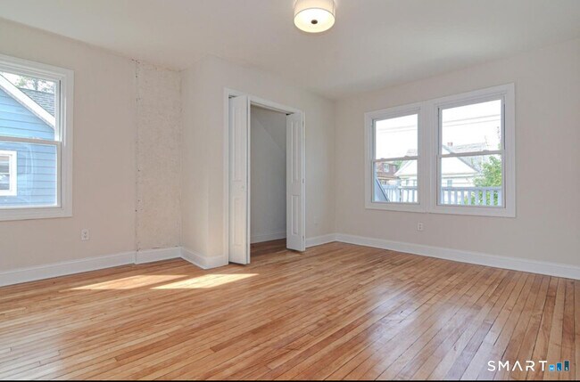 Building Photo - 453 Central Ave