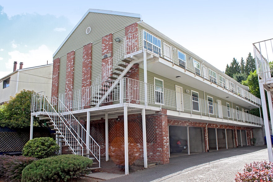 Primary Photo - 3805-3805 SE Cesar Estrada Chavez Blvd