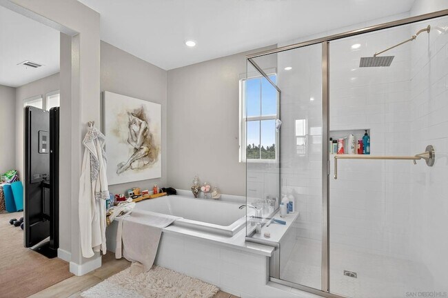 Building Photo - 1733 Artemisia Ct