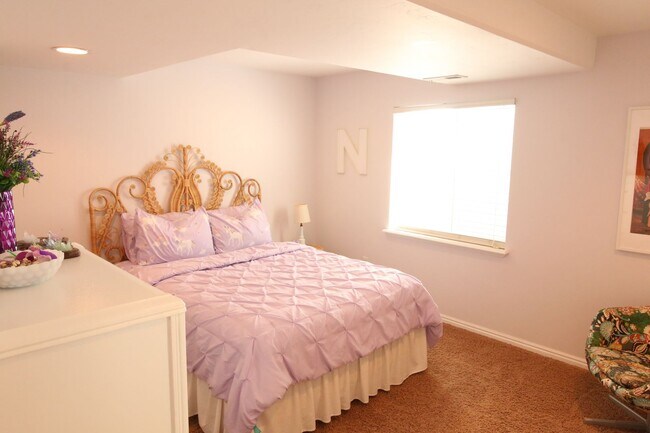 Building Photo - Lovely Home For Rent In Lehi, UT