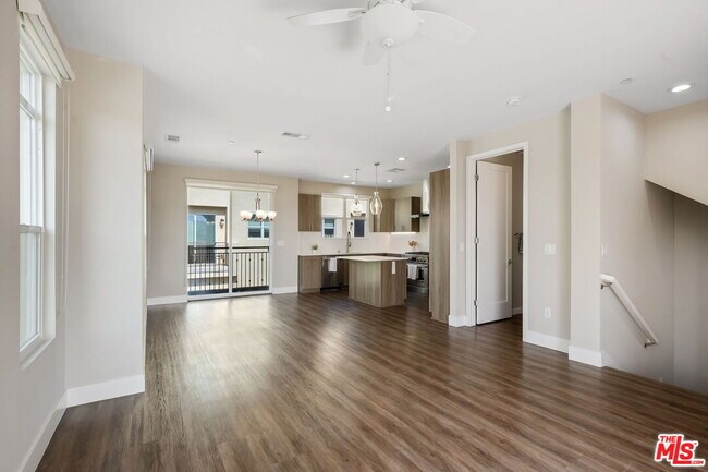 Building Photo - 4416 Paxton Pl