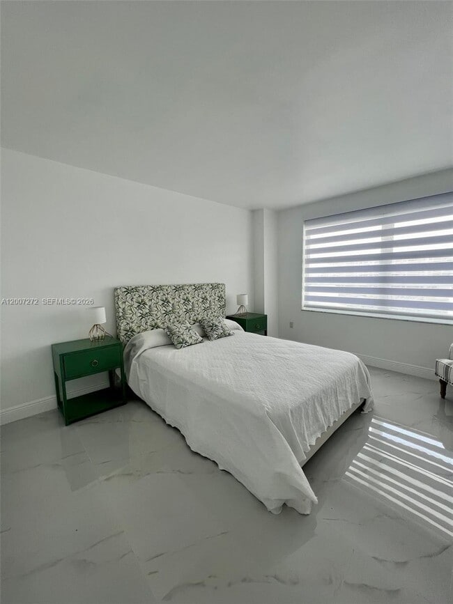 Building Photo - 155 Ocean Ln Dr