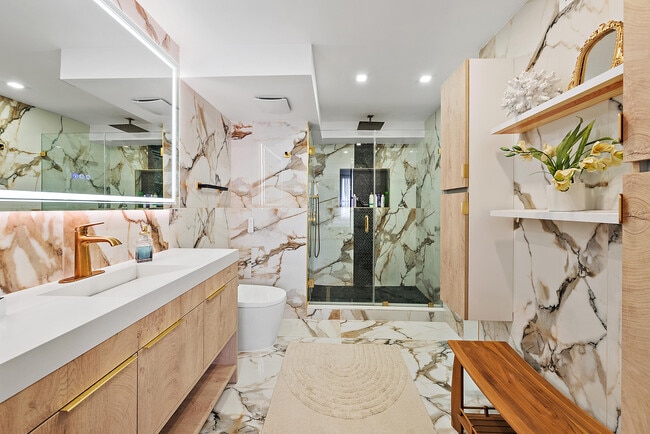 Building Photo - 5480 N Ocean Dr