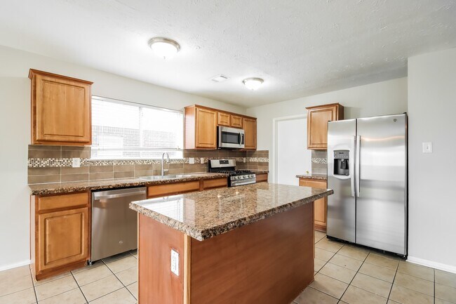 Building Photo - 19410 Pine Cluster Ln