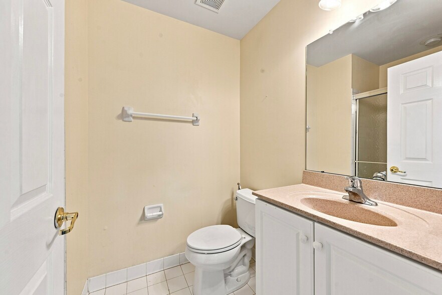 Building Photo - 278 Flagstone Rd