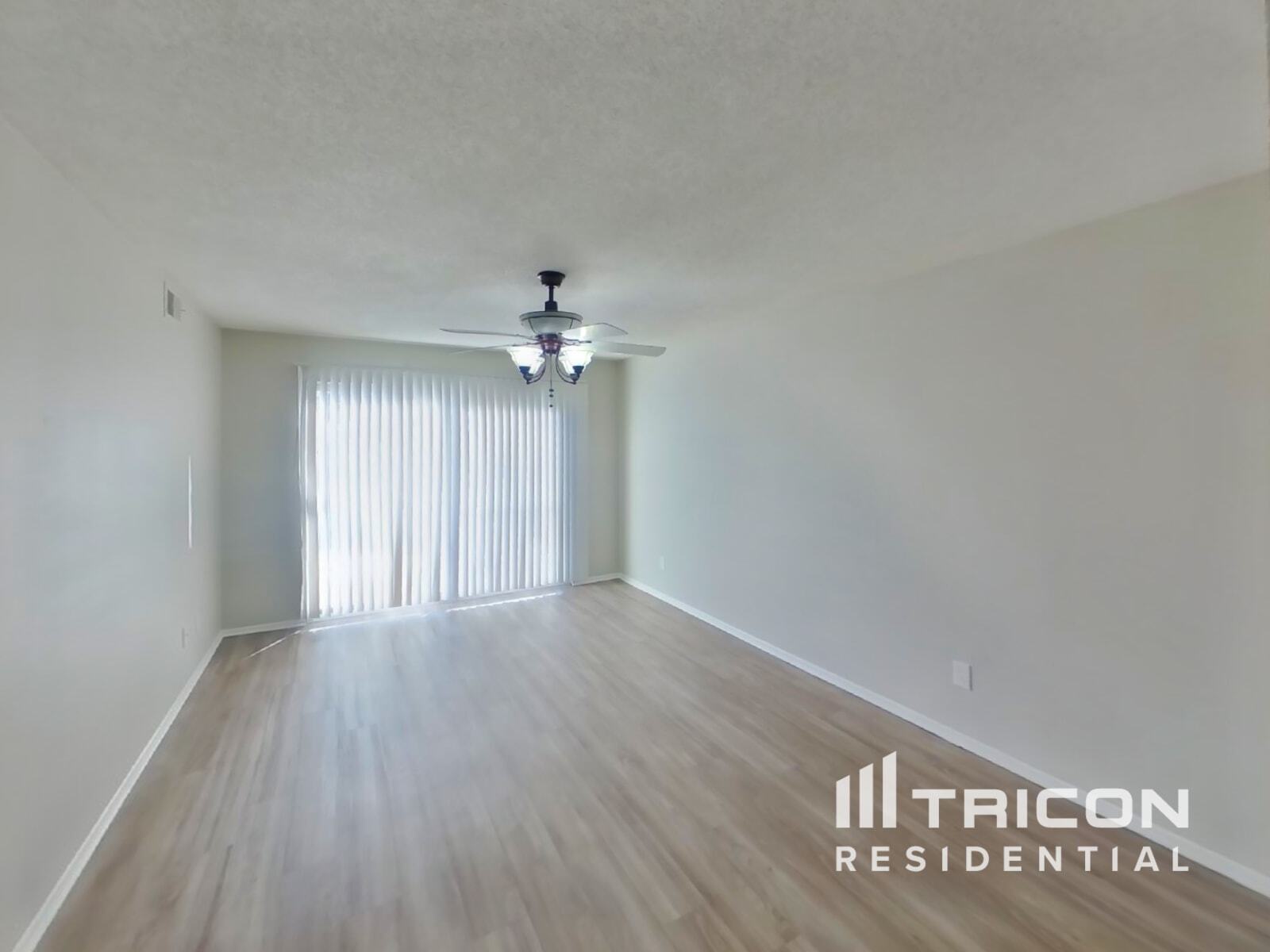 Building Photo - 5262 Willowhaven Ave