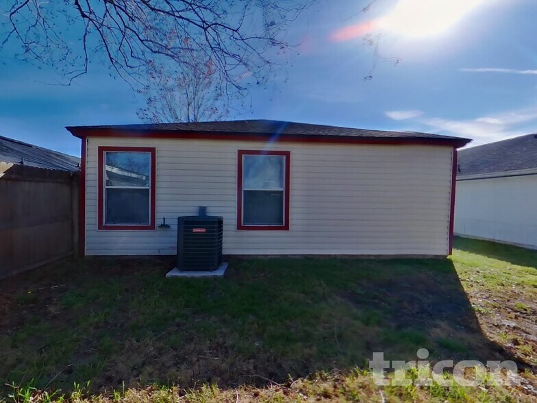 Building Photo - 8384 Argyle Corners Dr