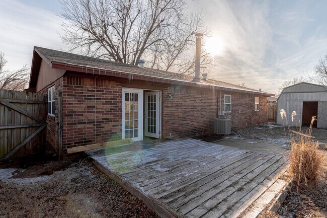 Building Photo - 3 Bed 2 Bath in Norman