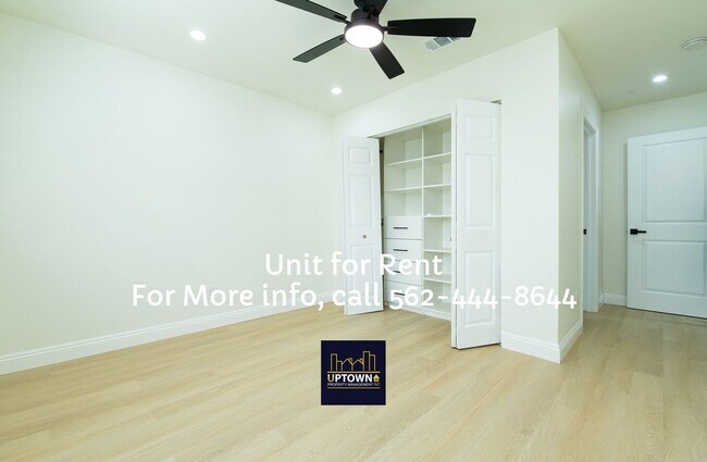 Building Photo - House - 2 Bedrooms / 2 Baths / Commerce
