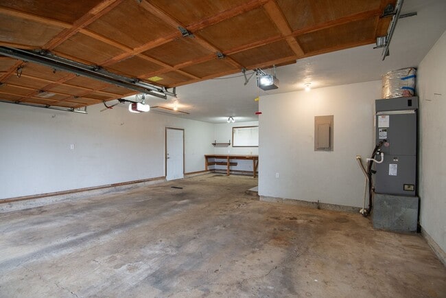 Building Photo - 3 bed, 2 bath Single-level home in Stayton, Oregon