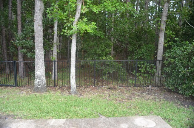 Building Photo - 545 Prosperity Lake Dr