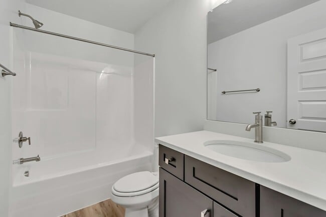 Building Photo - 672 S 4500 S