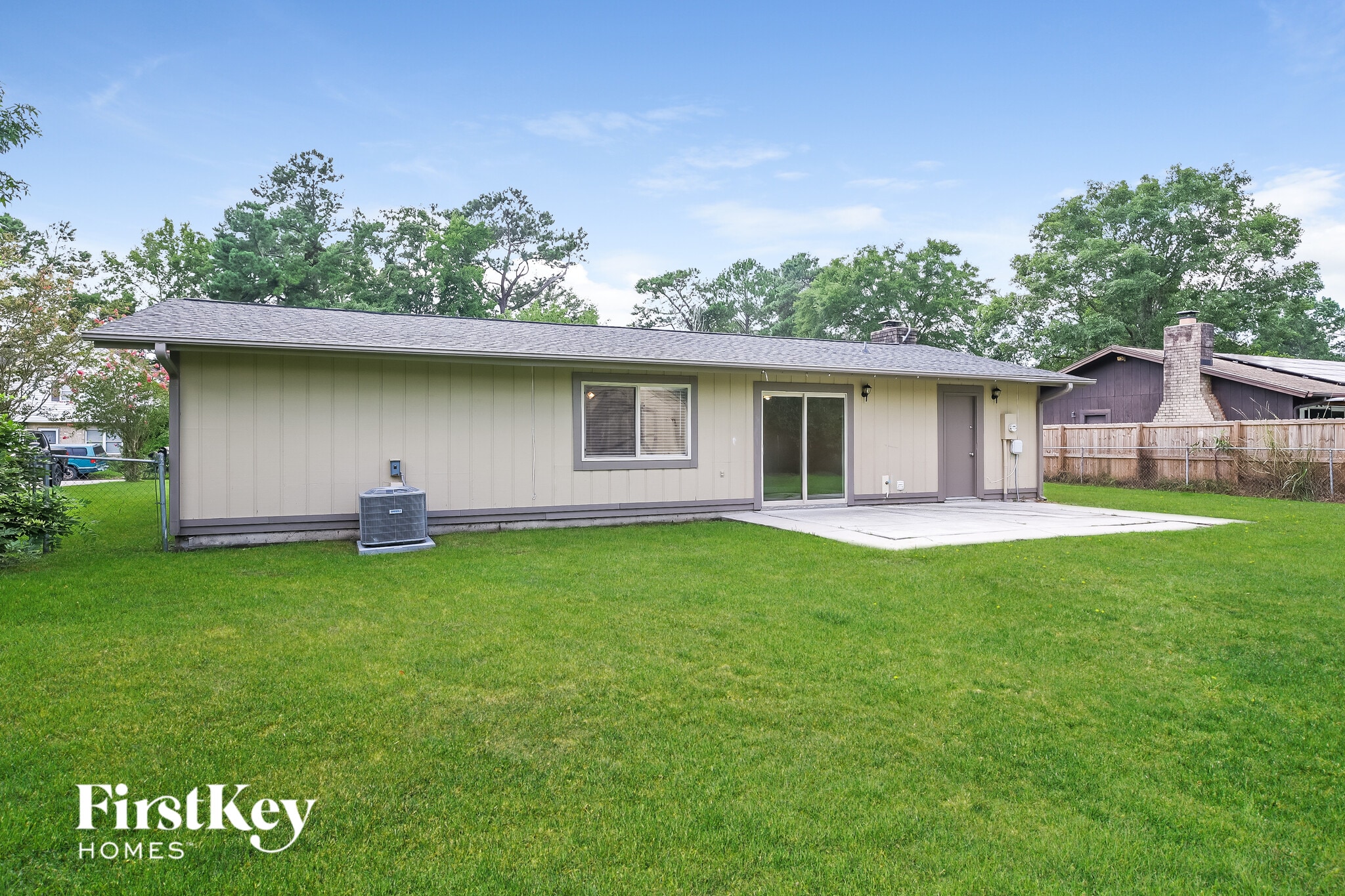 Building Photo - 304 Pembrook St