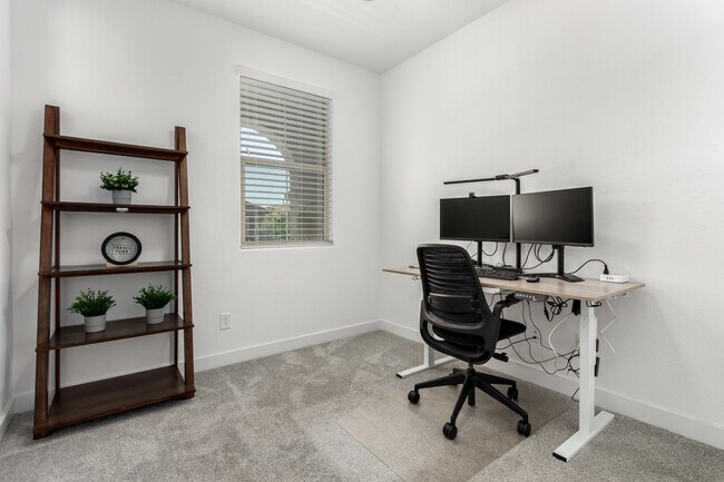 Building Photo - Almost new home!