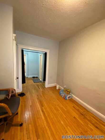Building Photo - 238 S Huntington Ave