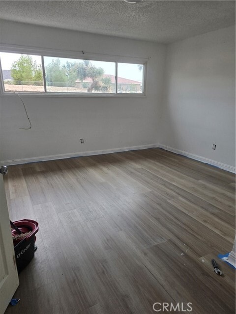 Building Photo - 11742 Jacaranda Ave