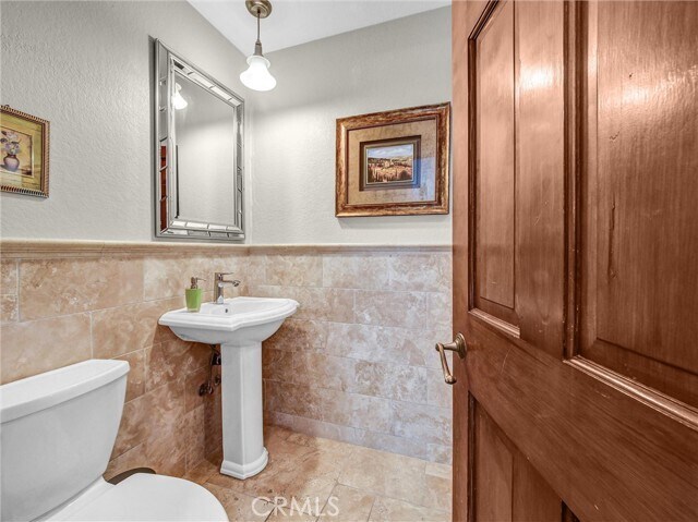 Building Photo - 5425 Brentwood Pl
