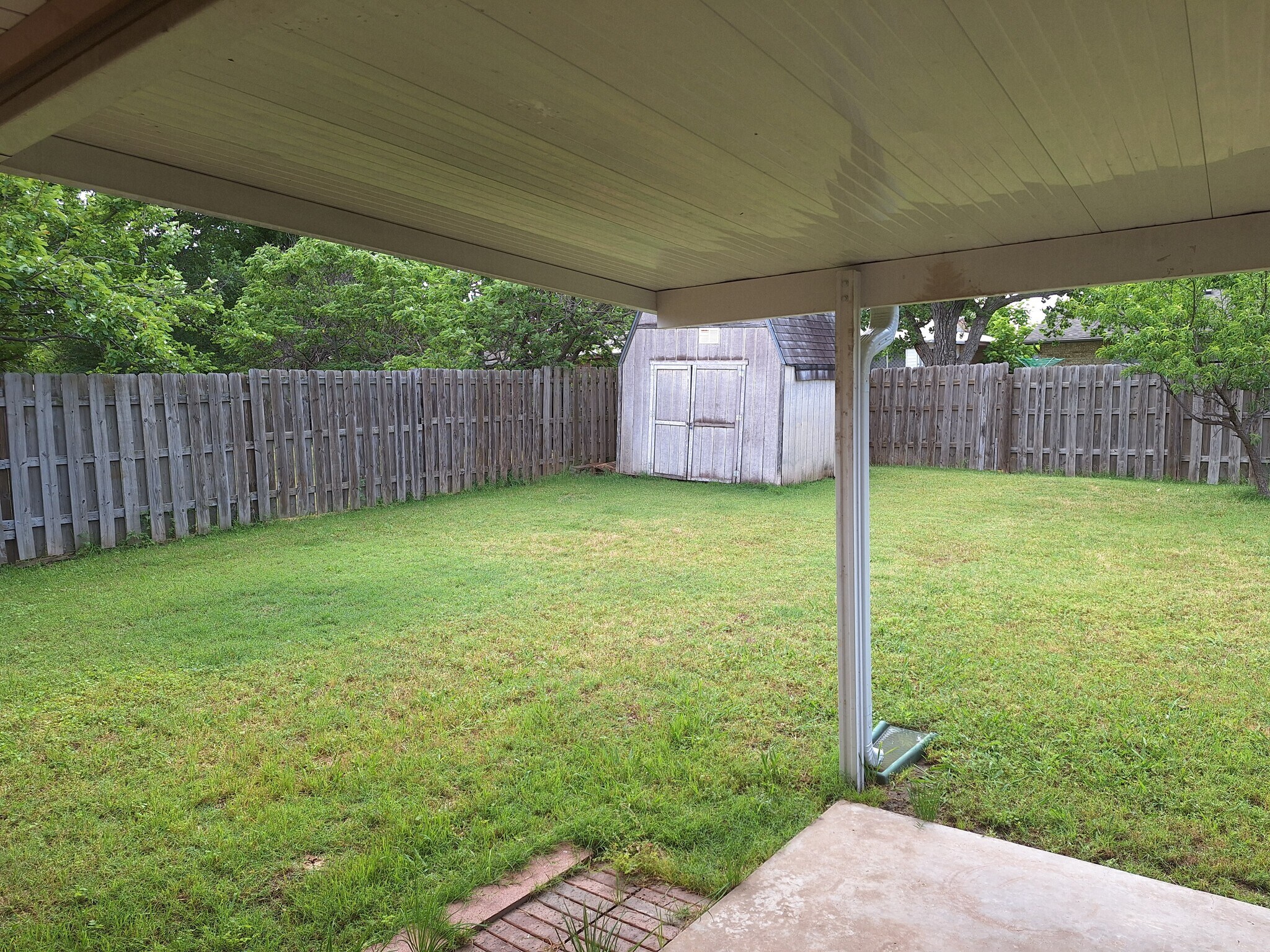 Building Photo - 2410 NW Norman Cir