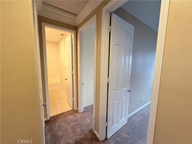 Building Photo - 4571 Vincent Way