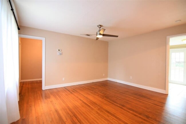 Building Photo - 3225 Palmer St