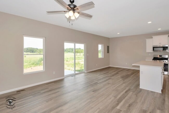 Building Photo - 1317 Sioux Turn