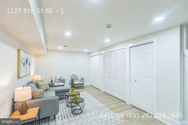 Building Photo - 1129 8th St NE