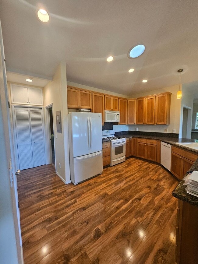 Building Photo - Beautiful 3 Bedroom Home in Upper Kaumana