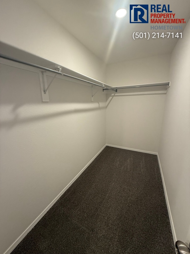 Building Photo - 4060 Croft Avenue