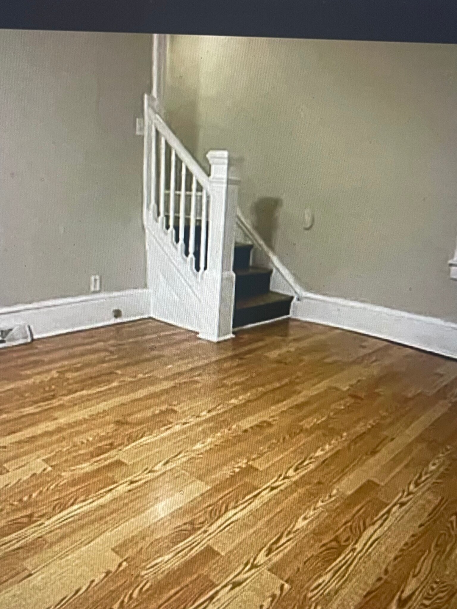 Building Photo - 1573 Mary St