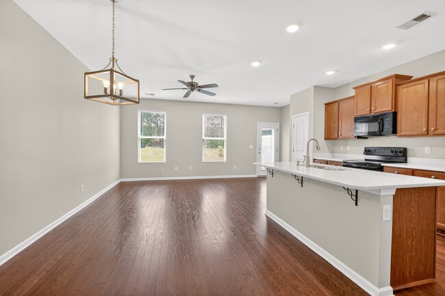 Building Photo - 4011 Cannonsgate Ln