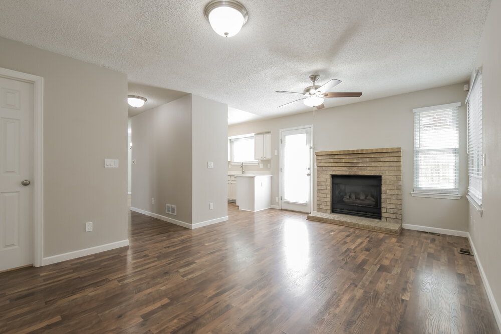 Building Photo - 6644 E 123rd Dr