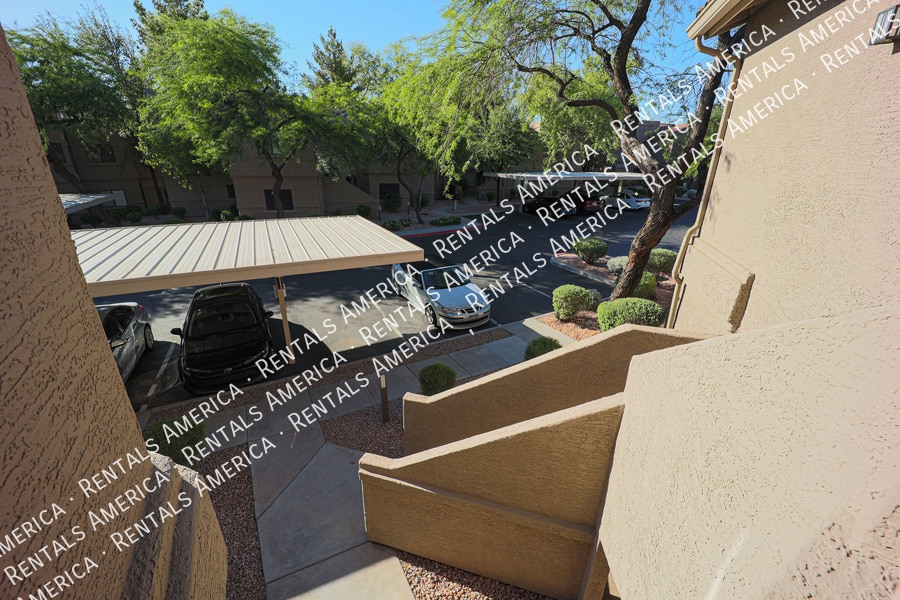 Building Photo - 15050 N Thompson Peak Pkwy