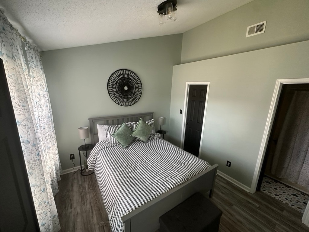 Building Photo - 172 Waters Edge Ln