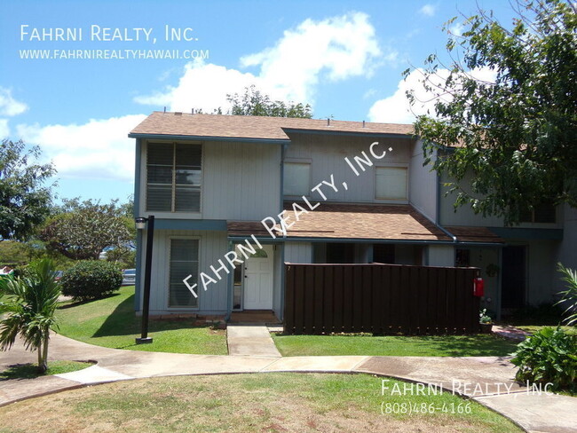 Building Photo - PALEHUA GARDENS - Upgraded 3 Bedroom Townhome