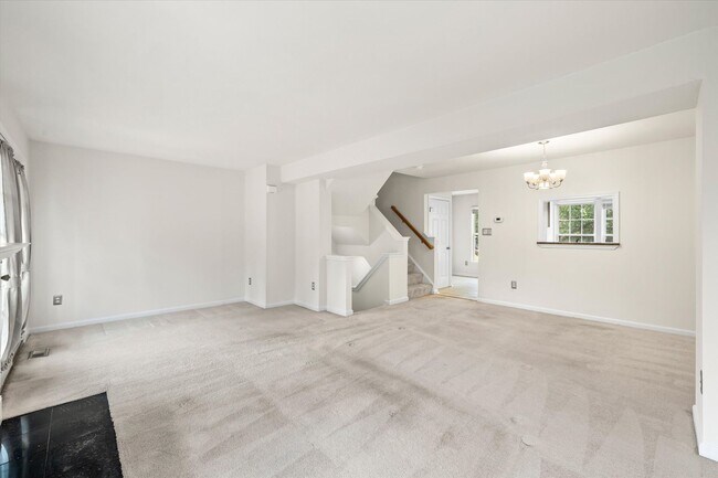 Building Photo - 4701 Colonnade Way