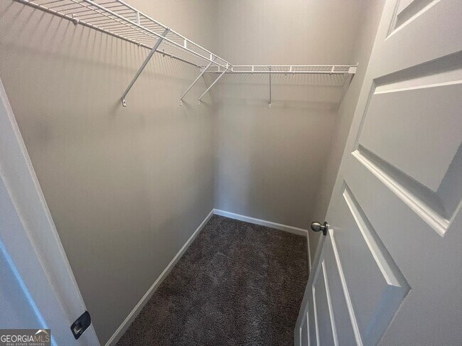 Building Photo - 50 Crabapple Ridge Dr